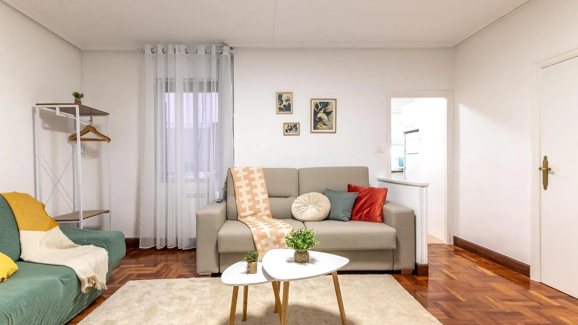 1 Parada Al Casco Viejo, 1 Min En Metro - Santutxu Bilbao Spain