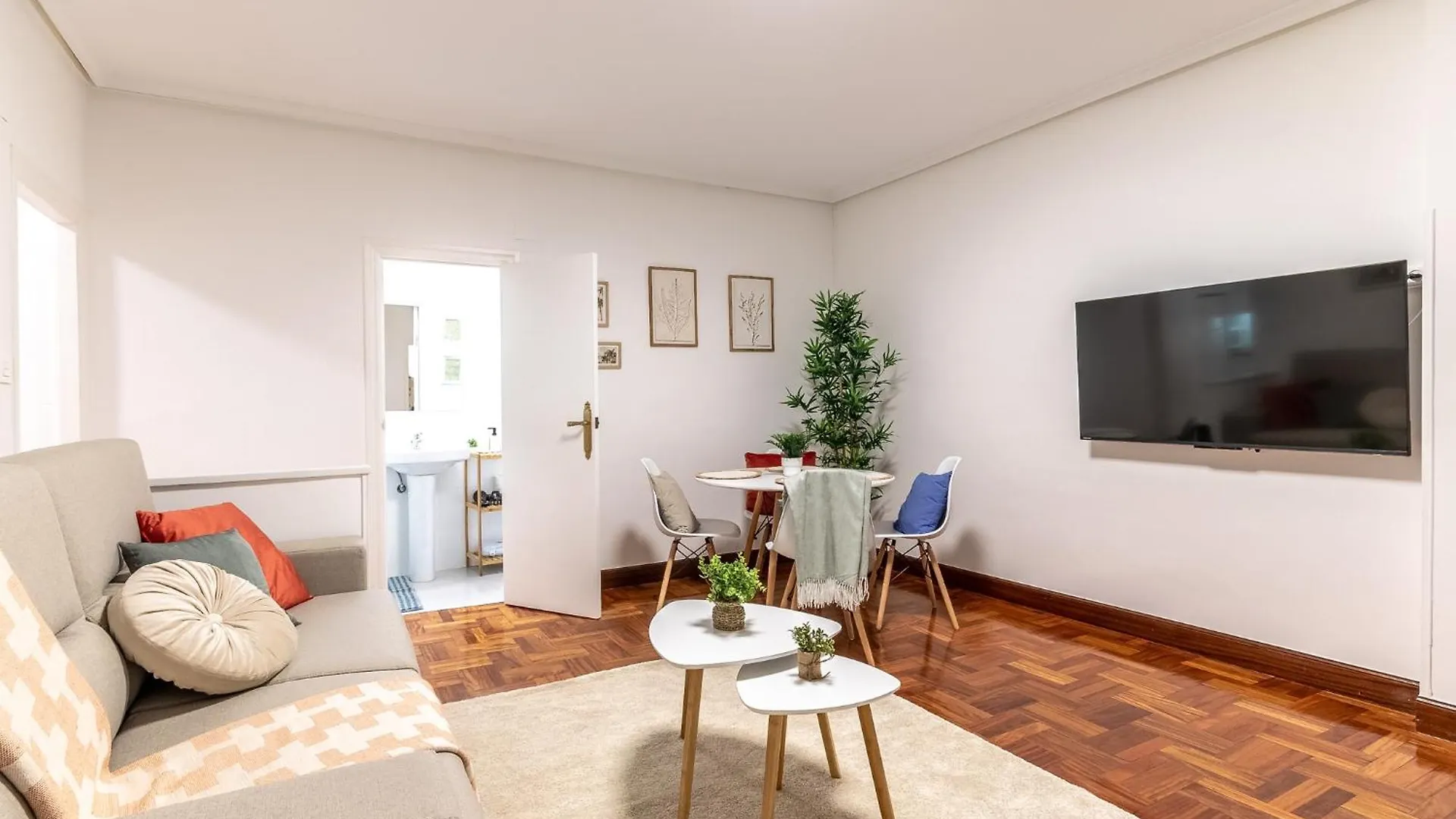 Apartment 1 Parada Al Casco Viejo, 1 Min En Metro - Santutxu Bilbao Spain